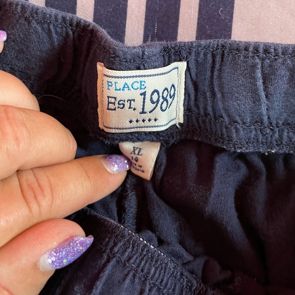 Navy shorts - Picture 3 of 3